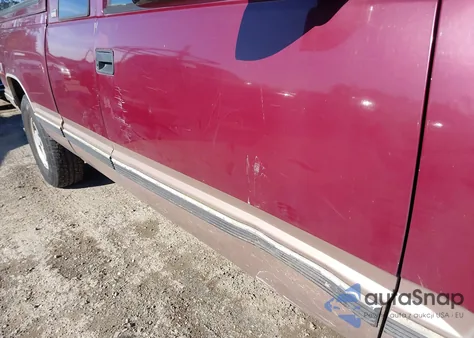 1996 Chevrolet Gmt-400 K1500 z USA, uszkodzony, nr VIN 2GCEK19R9T1168137